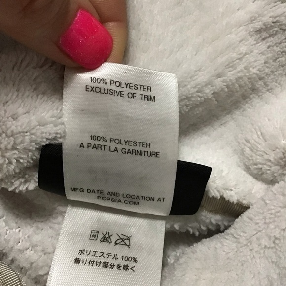 Patagonia Re-Tool Snap-T Fleece Pullover in Raw Linen - White X-Dye. - Picture 12 of 13